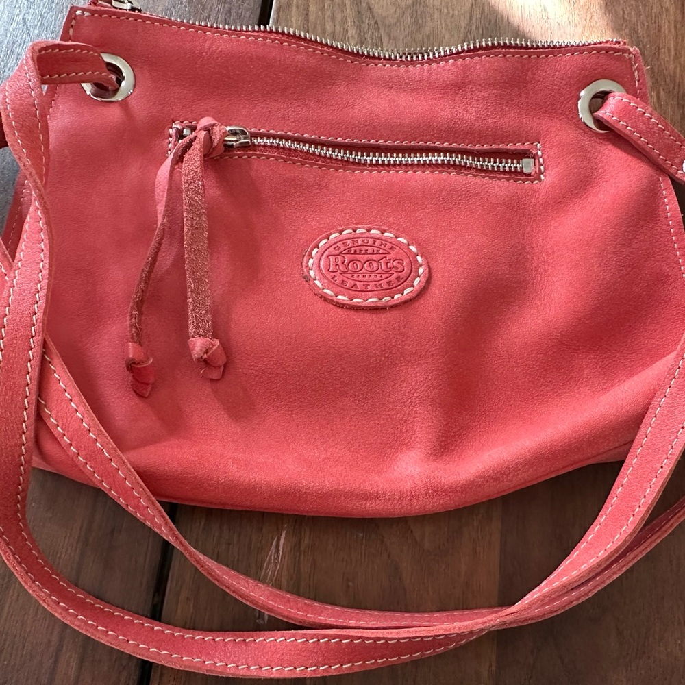 Roots Canada 🇨🇦 Edie Red Leather Tote Bag